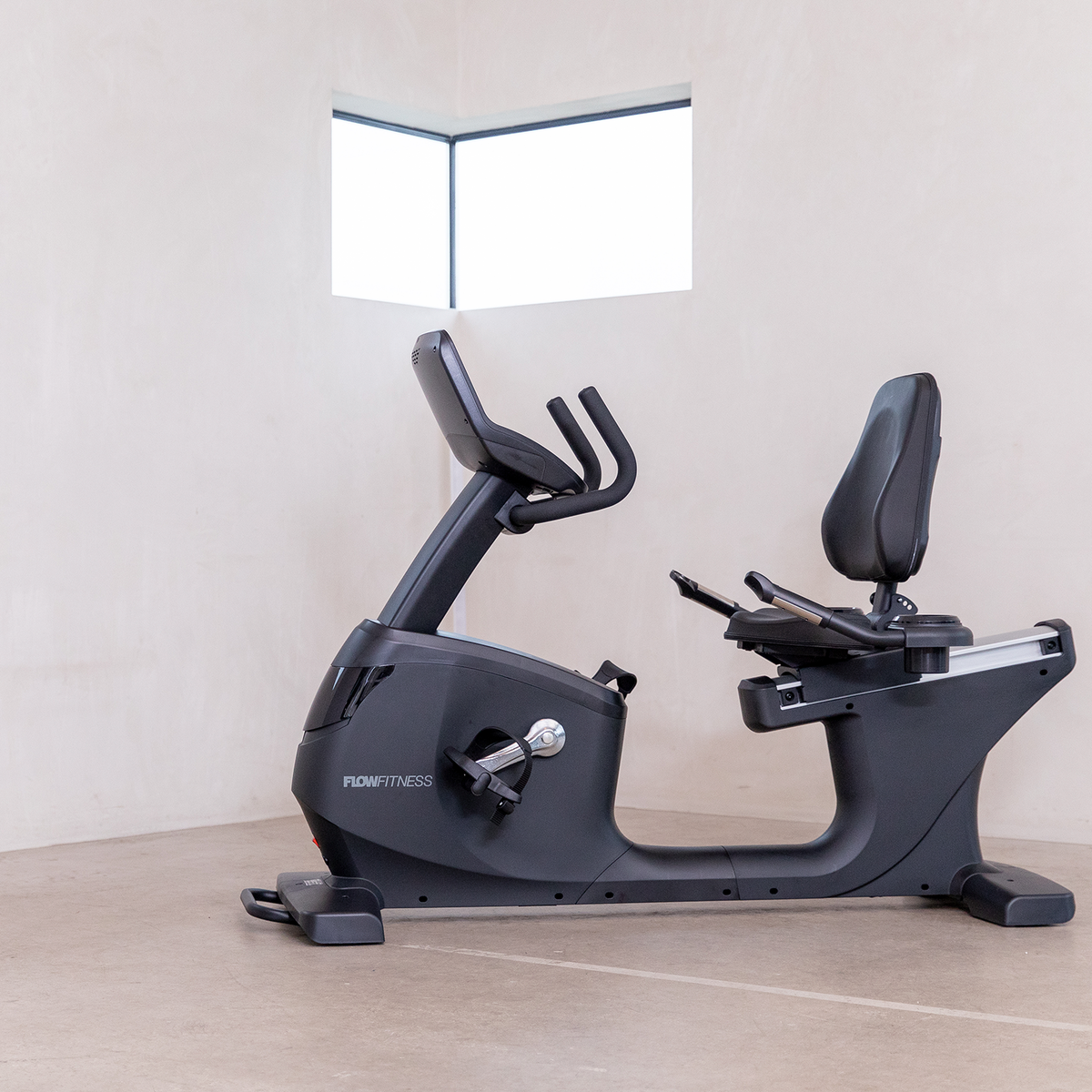 Flow Fitness Pro RB5i Siddecykel