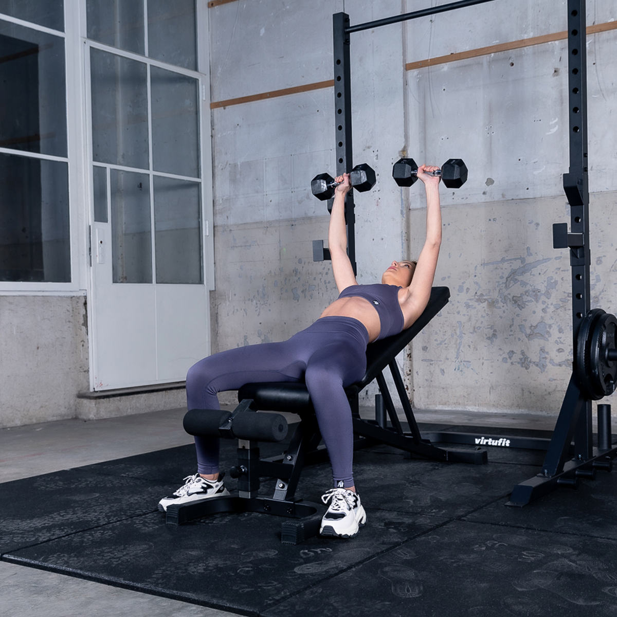 VirtuFit Justerbar Træningsbænk Pro