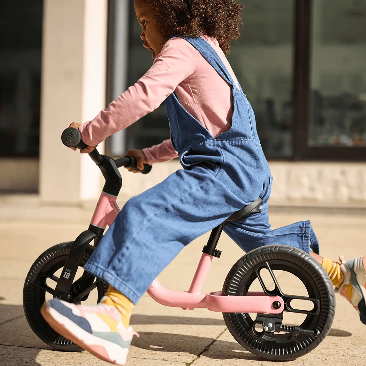 BERG MOOV 10 Pink Løbecykel